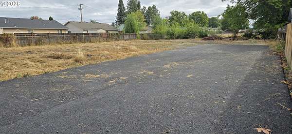 0.35 Acres of Land for Sale in Albany, Oregon