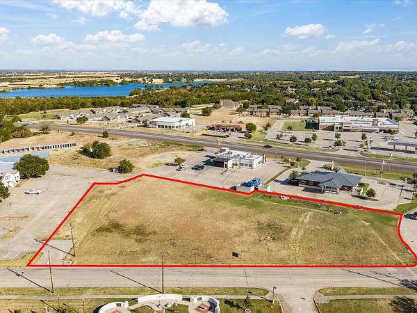 2.12 Acres of Commercial Land for Sale in Ennis, Texas