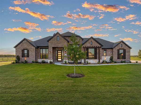 1.8 Acres of Land with Home for Sale in Nevada, Texas