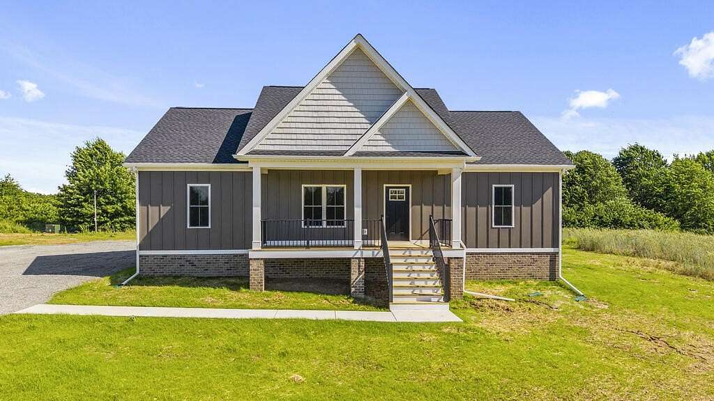 6.14 Acres of Land with Home for Sale in Cumberland, Virginia