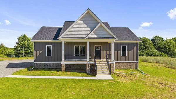 6.14 Acres of Land with Home for Sale in Cumberland, Virginia