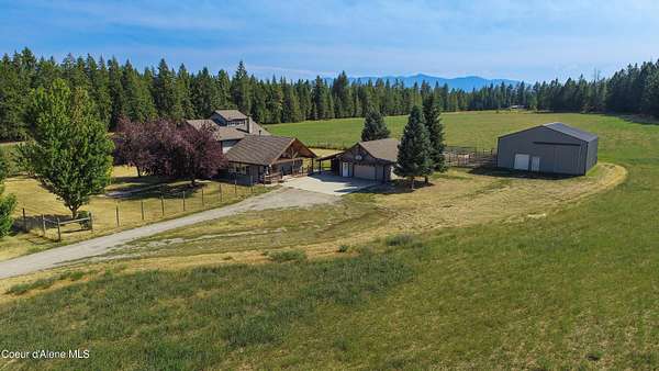 21.2 Acres of Agricultural Land with Home for Sale in Bonners Ferry, Idaho