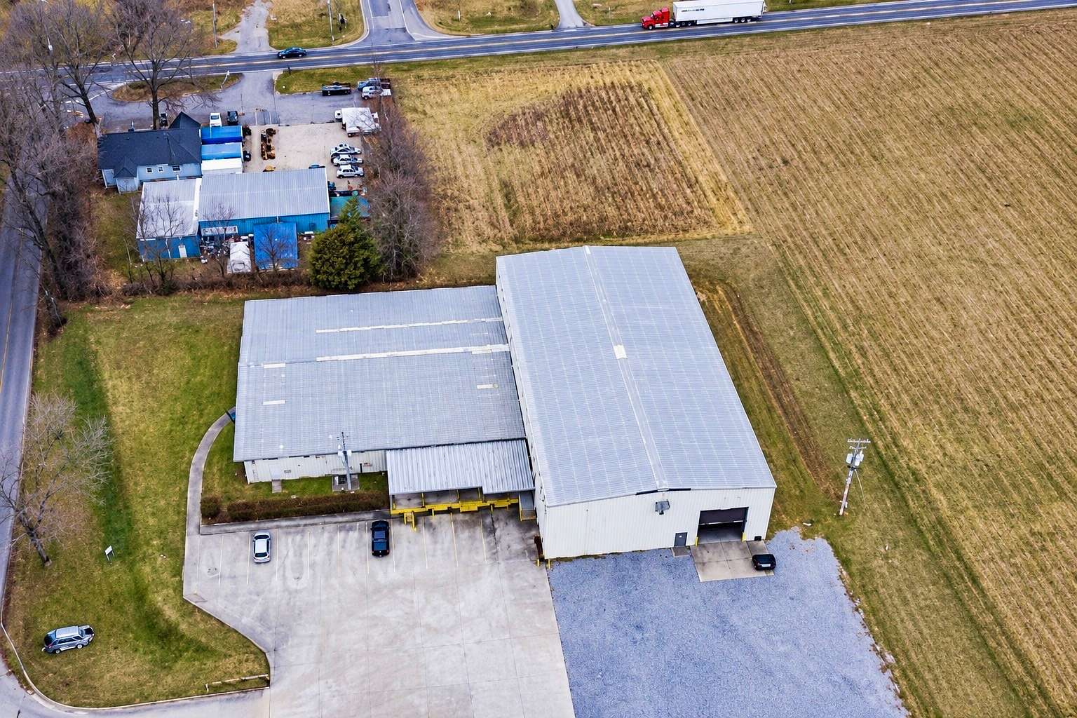 1.72 Acres of Improved Commercial Land for Sale in White House, Tennessee