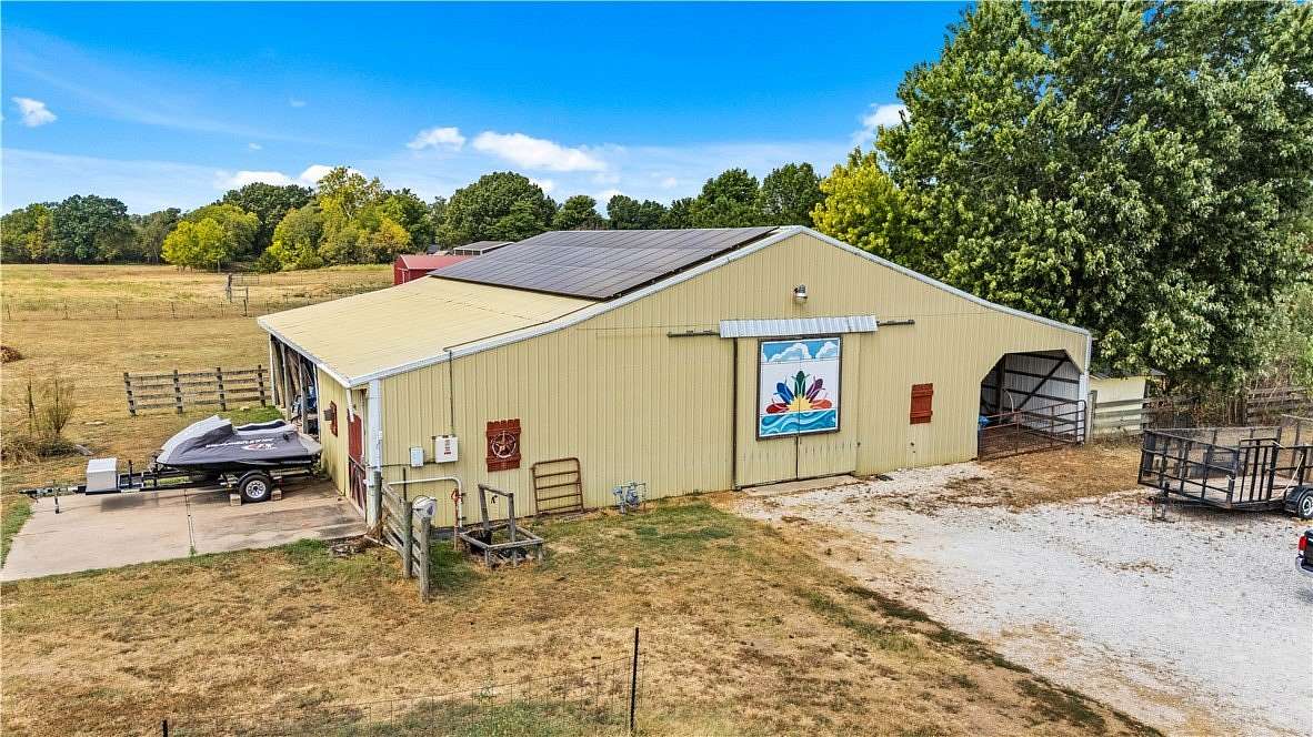 1.78 Acres of Improved Commercial Land for Lease in Pea Ridge, Arkansas