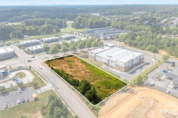 1.2 Acres of Residential Land for Sale in Mooresville, North Carolina