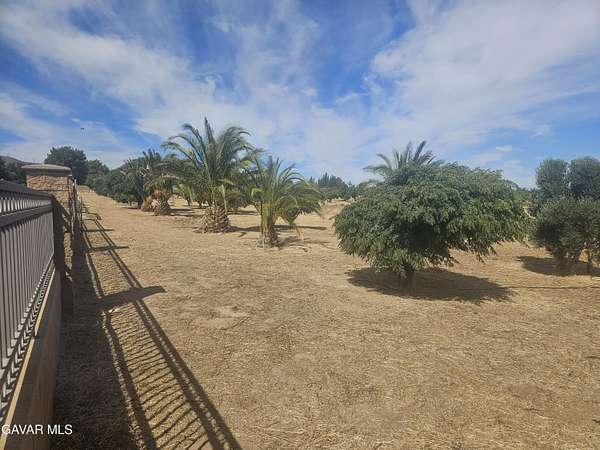 2.6 Acres of Land for Sale in Quartz Hill, California