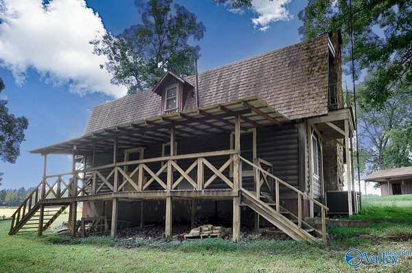18 Acres of Land with Home for Sale in Goodspring, Tennessee
