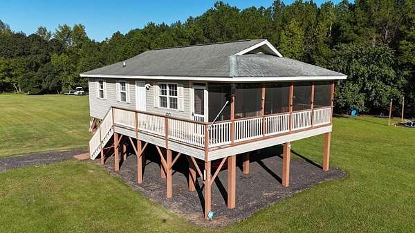 4 Acres of Land with Home for Sale in Summerton, South Carolina