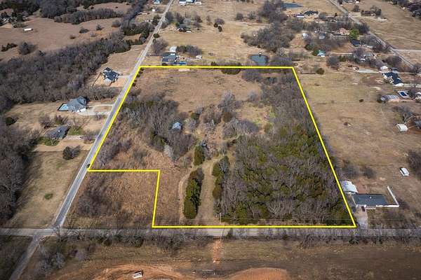 13.5 Acres of Land for Sale in Arkansas City, Kansas