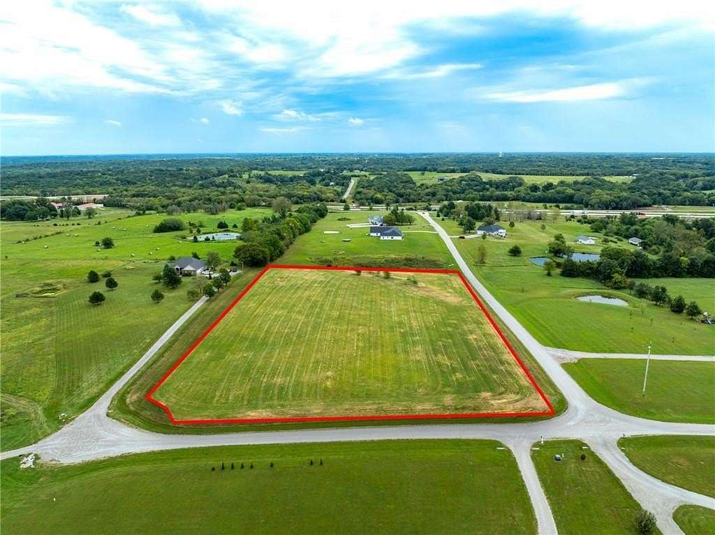 5.22 Acres of Residential Land for Sale in Cameron, Missouri