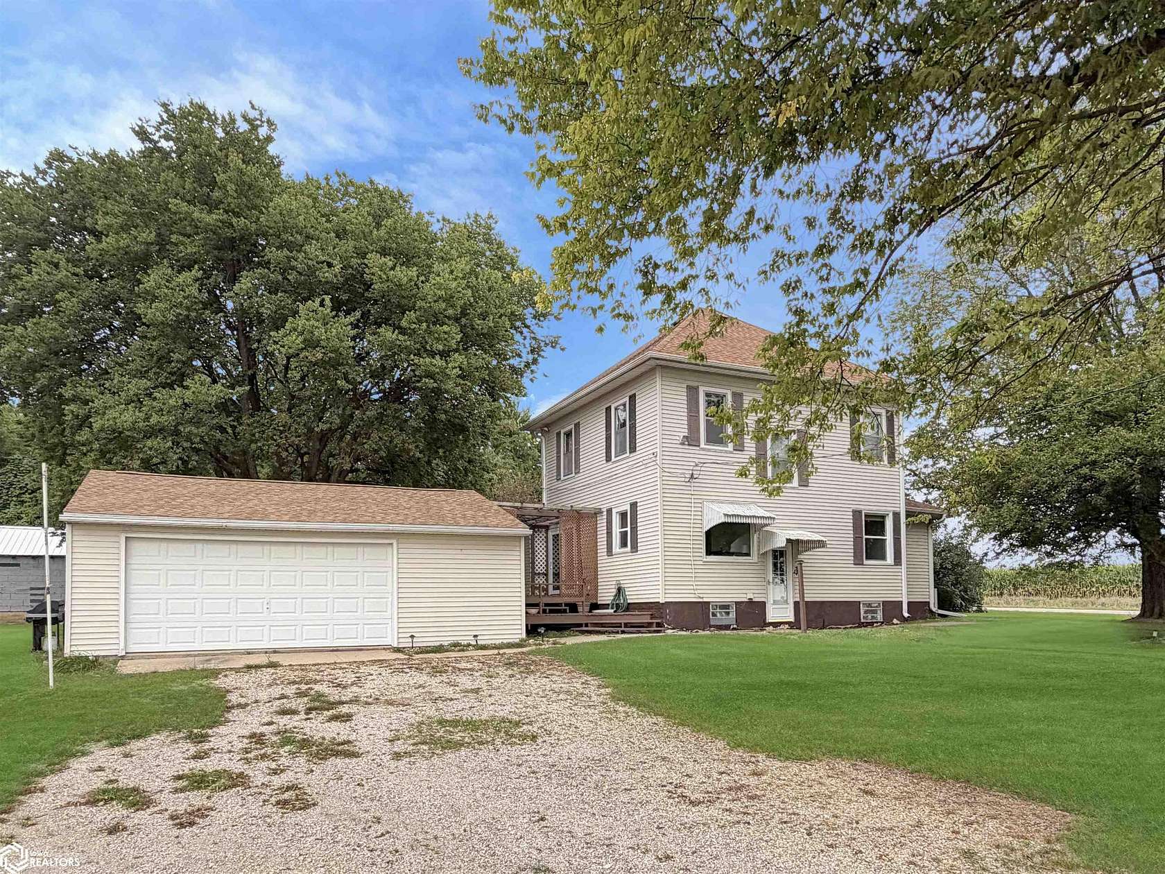 5.17 Acres of Land with Home for Sale in Reinbeck, Iowa