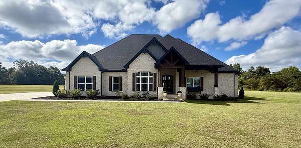 7.33 Acres of Land with Home for Sale in Dothan, Alabama