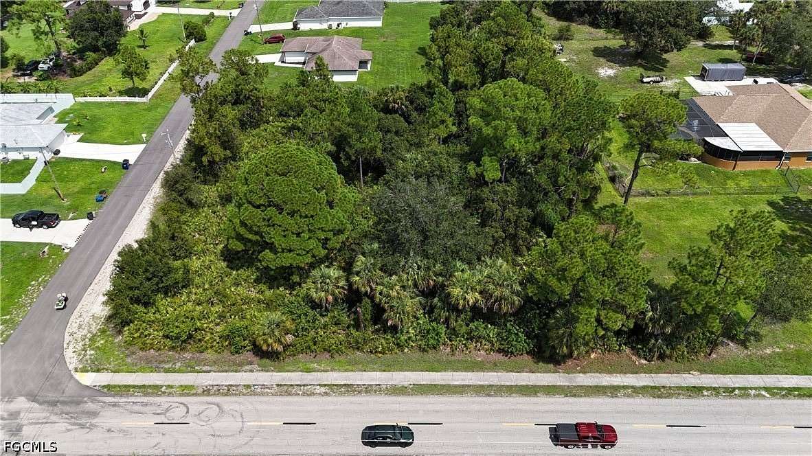 0.25 Acres of Residential Land for Sale in Lehigh Acres, Florida