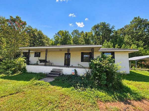 6 Acres of Land with Home for Sale in Winfield, Alabama