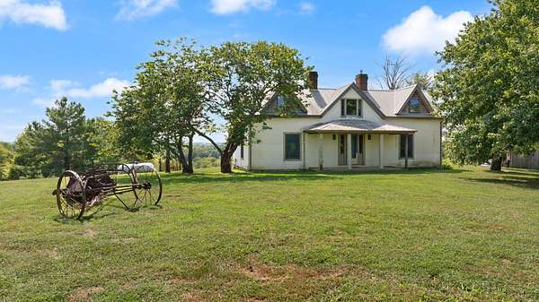 16.5 Acres of Land with Home for Sale in Harrodsburg, Kentucky