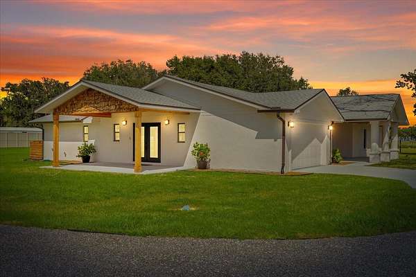 1.63 Acres of Land with Home for Sale in Plant City, Florida