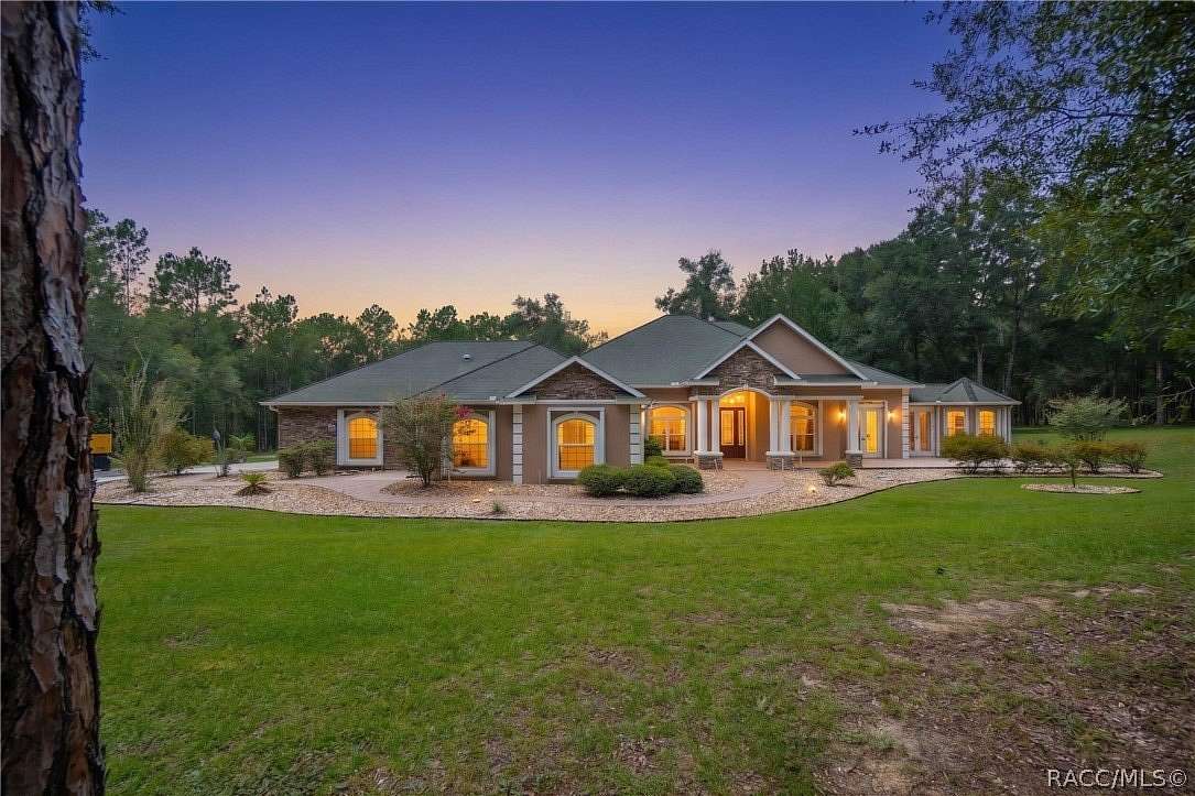 4.84 Acres of Land with Home for Sale in Inverness, Florida