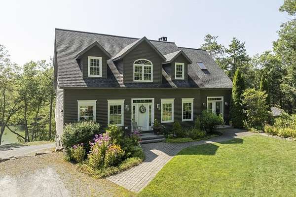 2.65 Acres of Land with Home for Sale in Boothbay, Maine