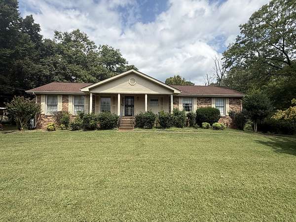 1.5 Acres of Land with Home for Auction in Lebanon, Tennessee