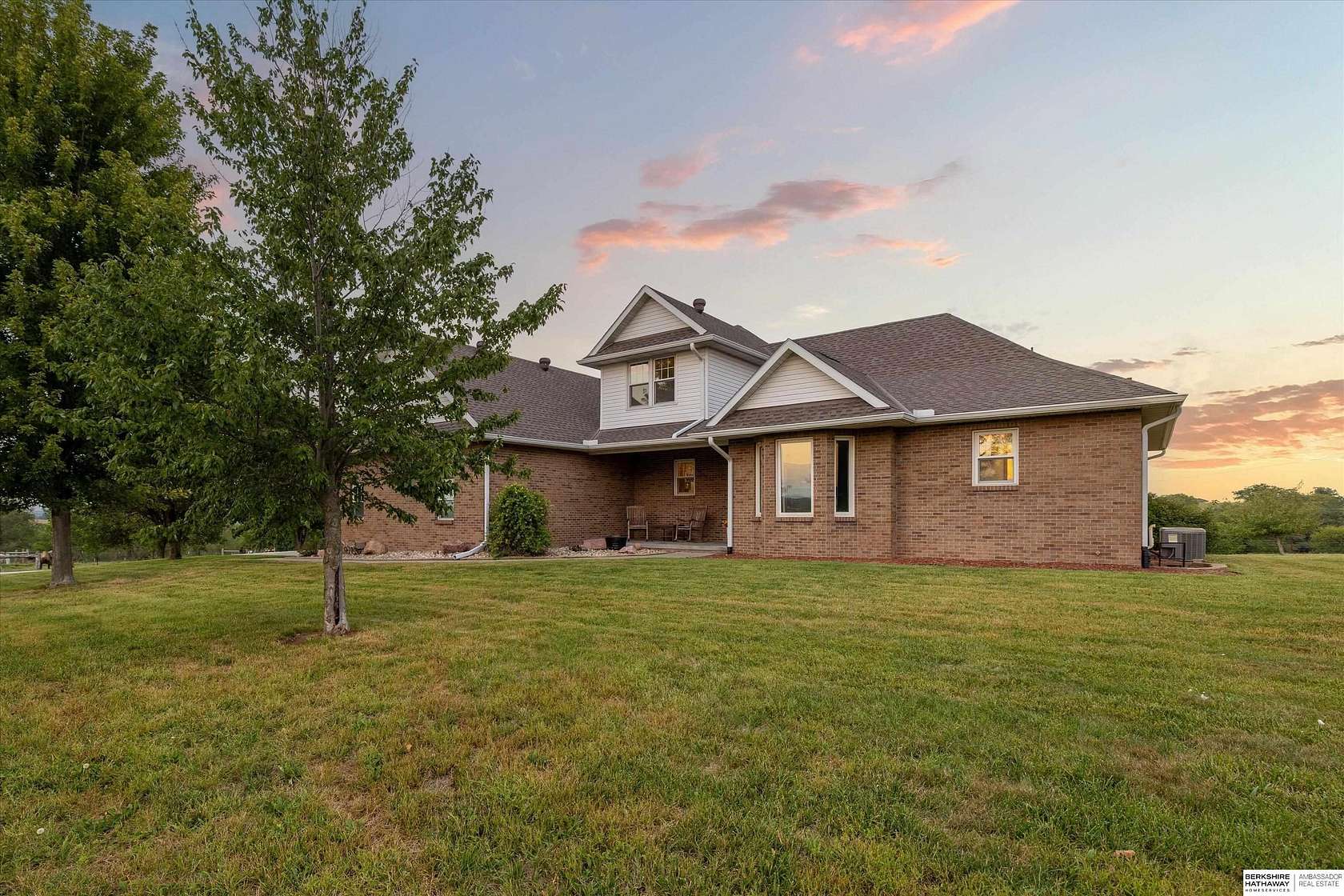 20 Acres of Land with Home for Sale in Syracuse, Nebraska