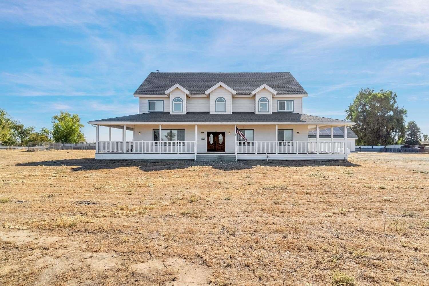 5 Acres of Land with Home for Sale in Chowchilla, California
