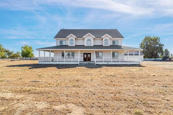5 Acres of Land with Home for Sale in Chowchilla, California