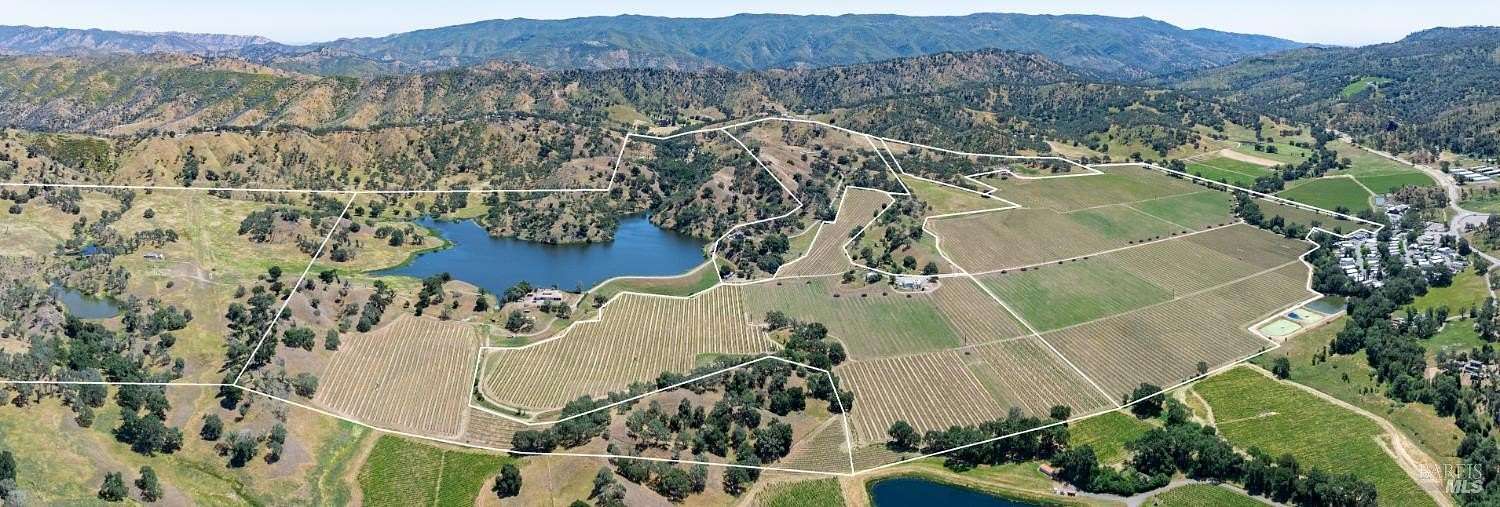 788 Acres of Improved Agricultural Land for Sale in Napa, California