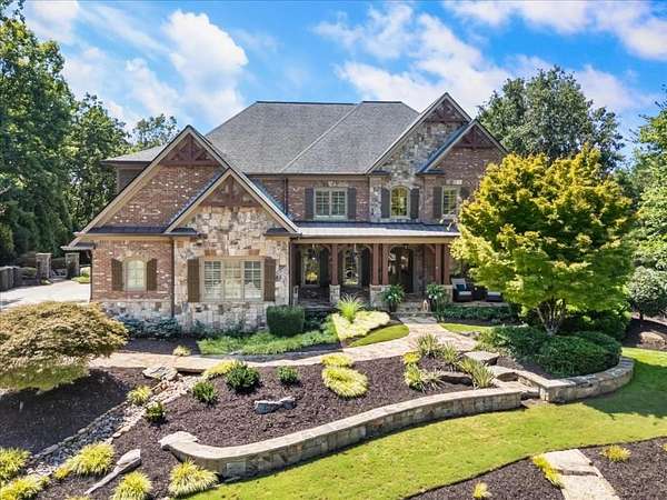 2.58 Acres of Land with Home for Sale in Roswell, Georgia