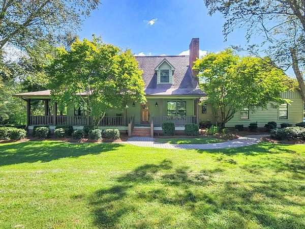13.1 Acres of Land with Home for Sale in Cairo, Georgia