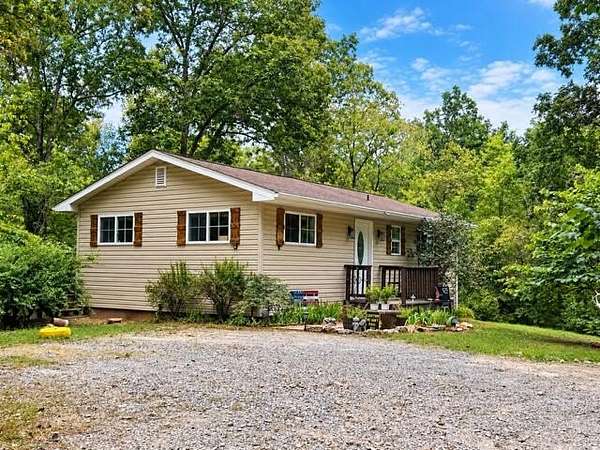 3.18 Acres of Land with Home for Sale in Williamsburg, Missouri