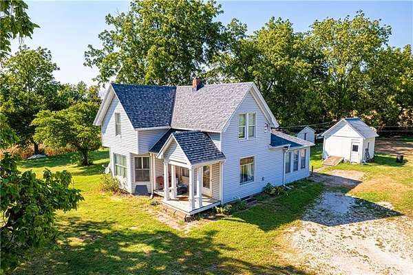 10 Acres of Land with Home for Sale in Easton, Missouri