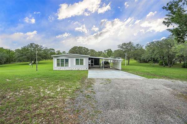 4.9 Acres of Improved Mixed-Use Land for Sale in Brooksville, Florida