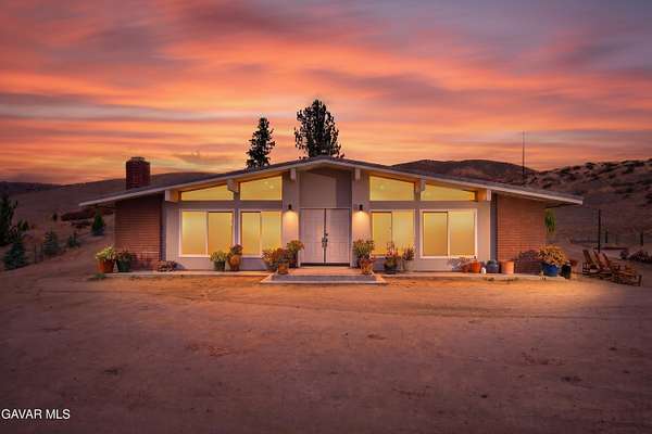 2.49 Acres of Land with Home for Sale in Leona Valley, California