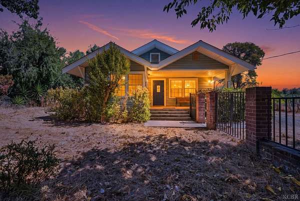Improved Mixed-Use Land for Sale in Springville, California