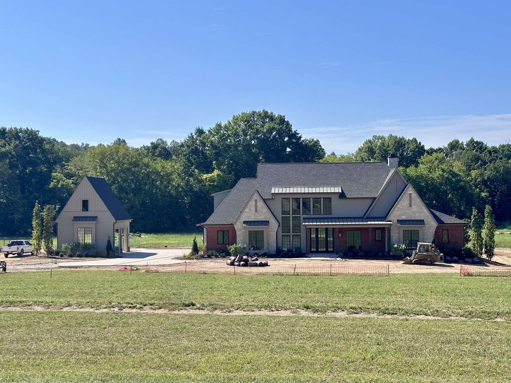 5 Acres of Land with Home for Sale in Franklin, Tennessee