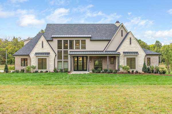 5 Acres of Land with Home for Sale in Franklin, Tennessee