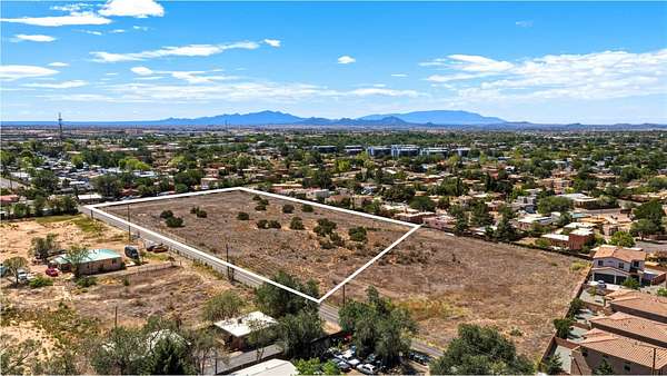 2.64 Acres of Residential Land for Sale in Santa Fe, New Mexico