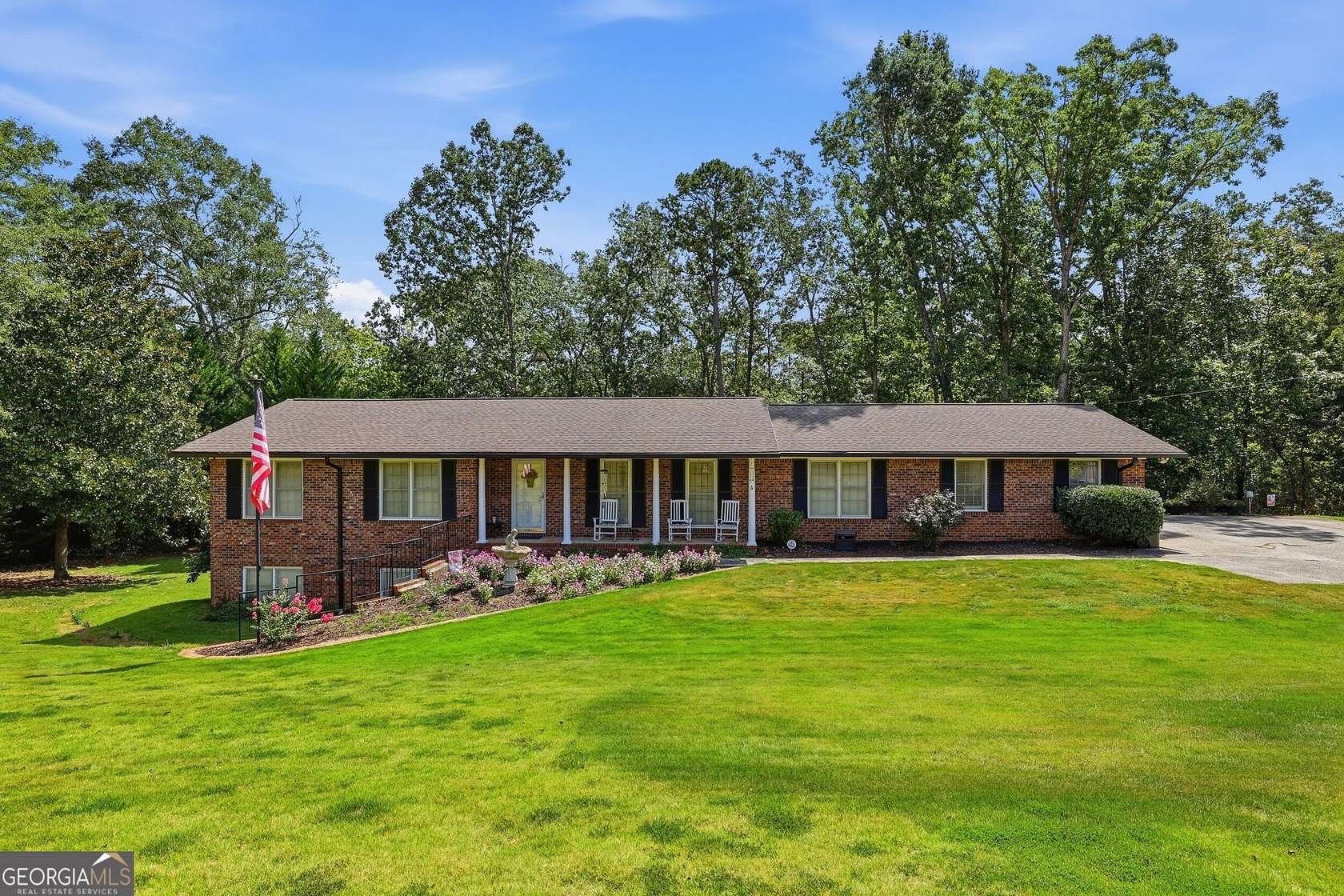 1.5 Acres of Land with Home for Sale in Toccoa, Georgia