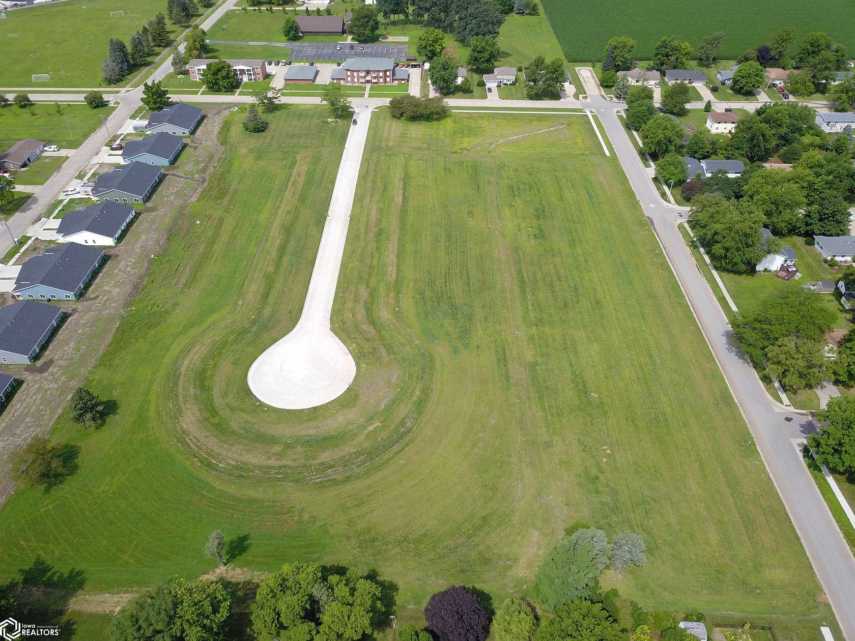 0.35 Acres of Residential Land for Sale in Grinnell, Iowa