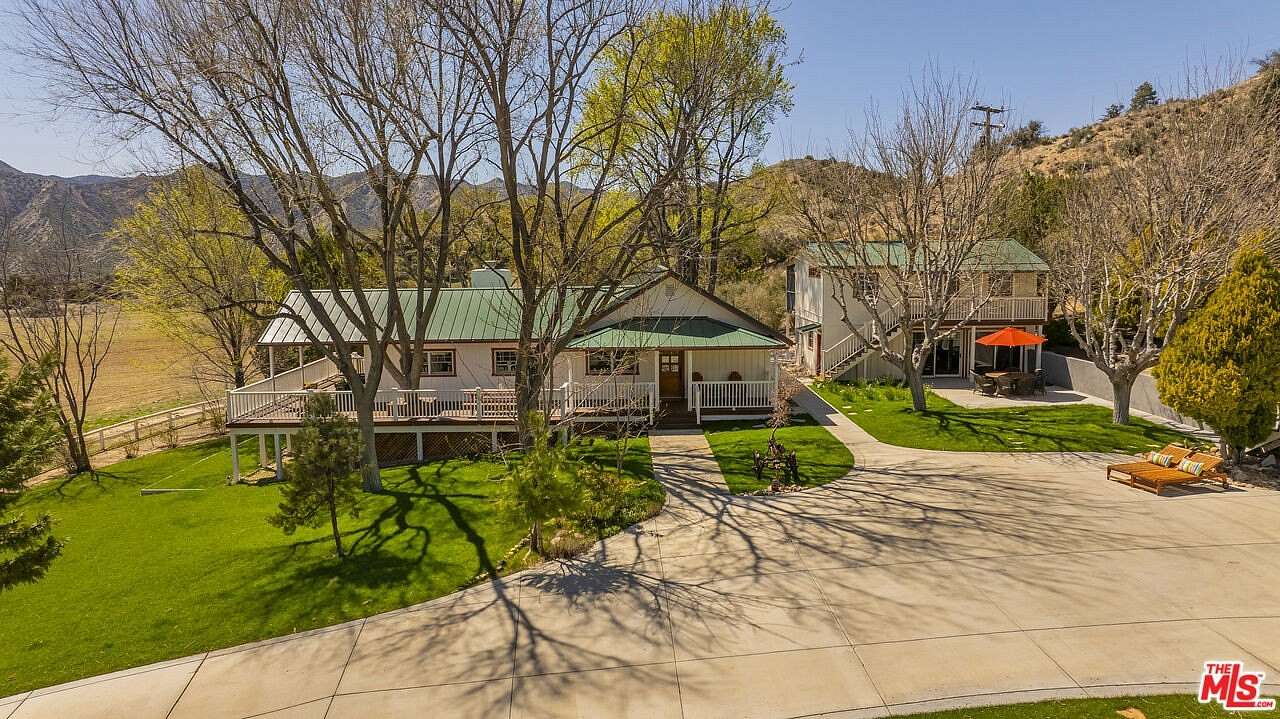 277 Acres of Land with Home for Sale in Maricopa, California