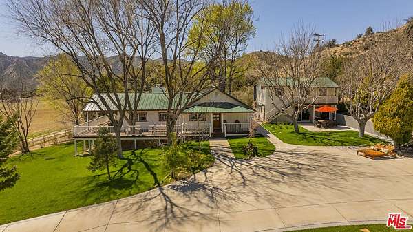 277 Acres of Land with Home for Sale in Maricopa, California