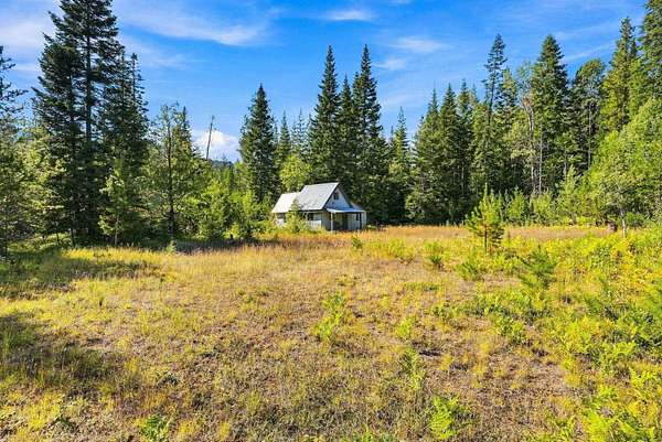 10 Acres of Recreational Land with Home for Sale in Newport, Washington