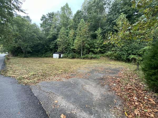 0.65 Acres of Residential Land for Sale in Rockholds, Kentucky
