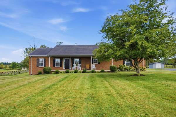 10 Acres of Land with Home for Sale in Lexington, Kentucky