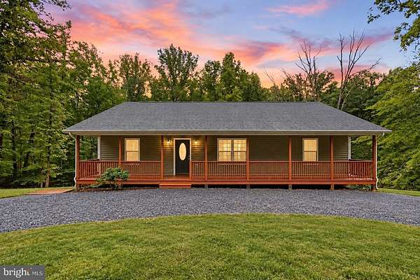2.75 Acres of Land with Home for Sale in Front Royal, Virginia