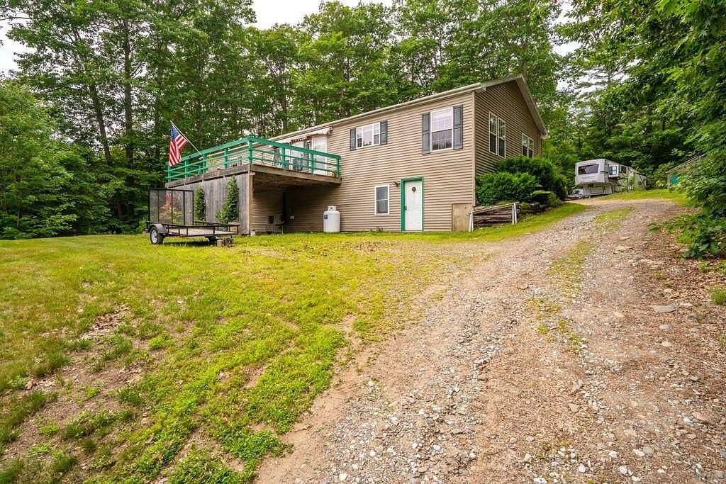 9.3 Acres of Land with Home for Sale in Waldoboro, Maine