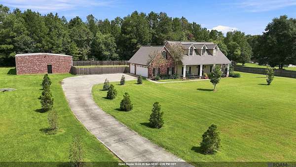 4 Acres of Land with Home for Sale in Walker, Louisiana