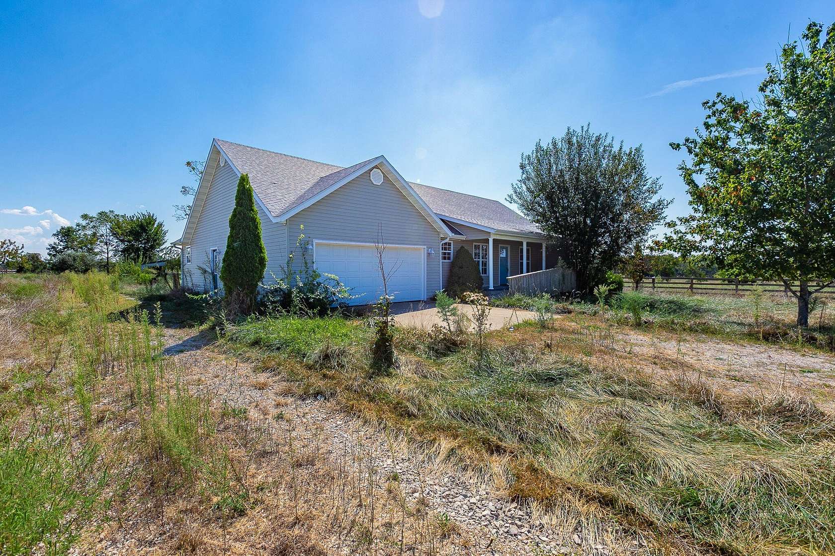 4 Acres of Land with Home for Sale in Seymour, Missouri