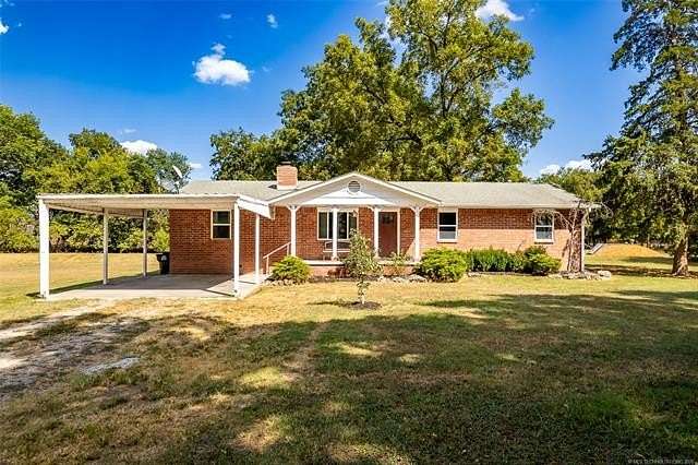 10.6 Acres of Land with Home for Sale in Skiatook, Oklahoma