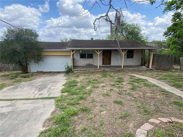 3 Acres of Land with Home for Sale in Sandia, Texas